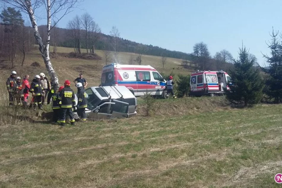 Muszyna: samochód wypadł z drogi. Dwoje rannych - zdjęcie 3