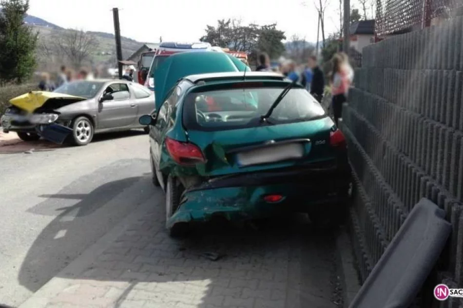 Siołkowa - zderzenie dwóch samochodów osobowych - zdjęcie 2