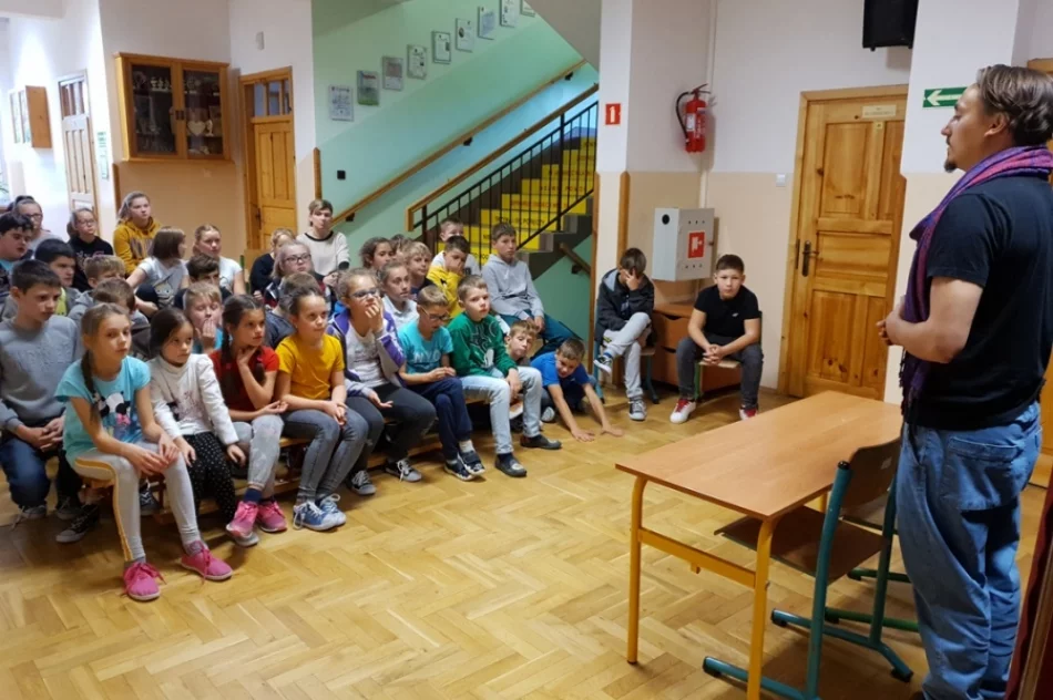 „Zaplątani w sieci” - profilaktycznie o uzależnieniach - zdjęcie 2