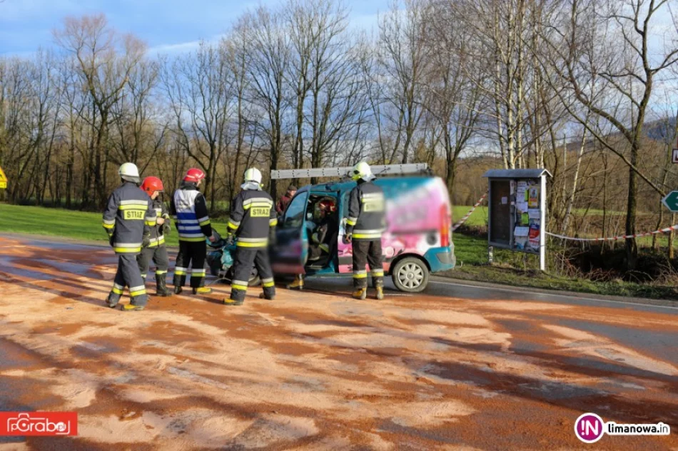 Groźnie wyglądająca kolizja dwóch pojazdów - zdjęcie 3