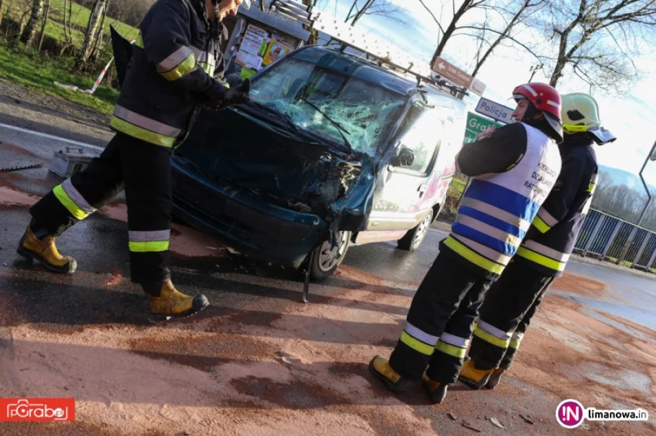 Groźnie wyglądająca kolizja dwóch pojazdów - zdjęcie 4