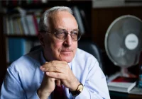 Wykład prof. dr hab. n. med. Aleksandra Skotnickiego w bibliotece gminnej w Starej Wsi - zdjęcie główne