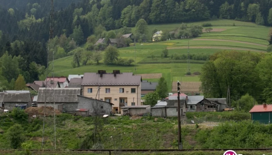 Gmina dostała 200 tys. zł i ma kupić dom dla romskiej rodziny z Koszar - zdjęcie 1