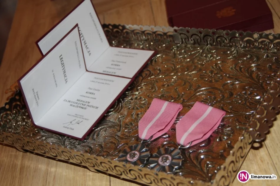 W roku jubileuszu małżeństwa otrzymali medale przyznane przez prezydenta - zdjęcie 3