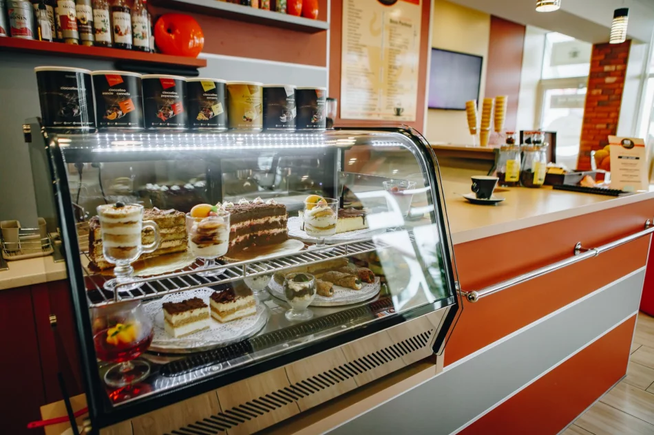 Monaco Cafe: cocktail bar jak przed laty… - zdjęcie 12