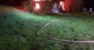 W nocy spłonął budynek mieszkalny - zdjęcie 4