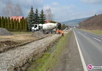 Wznowiono budowę chodnika - zdjęcie główne