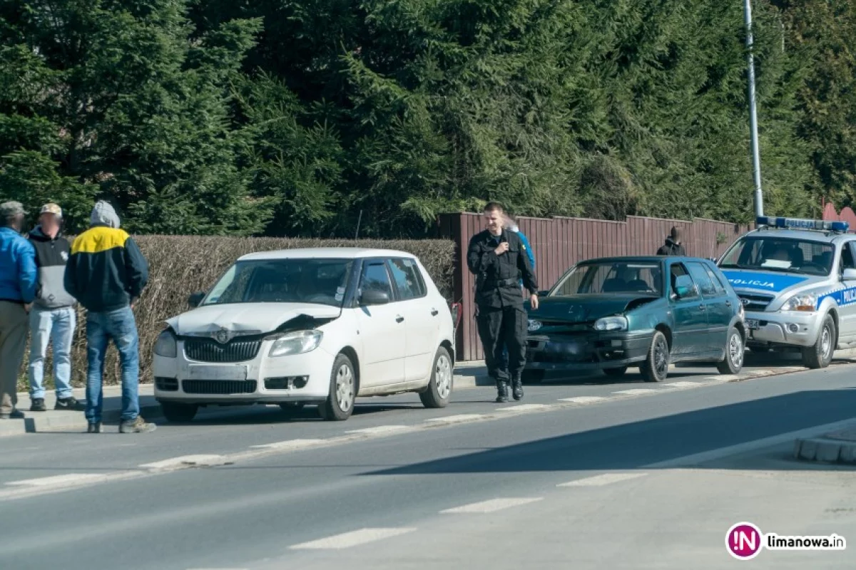 Kolizja trzech samochodów i pijany za kierownicą