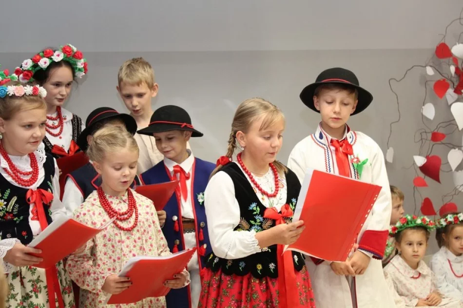 Obchody Święta Niepodległości w Pisarzowej - zdjęcie 2