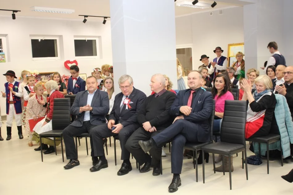 Obchody Święta Niepodległości w Pisarzowej - zdjęcie 6