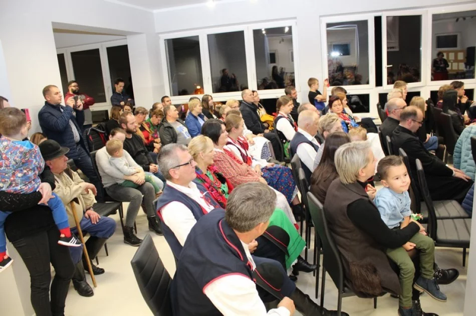 Obchody Święta Niepodległości w Pisarzowej - zdjęcie 10