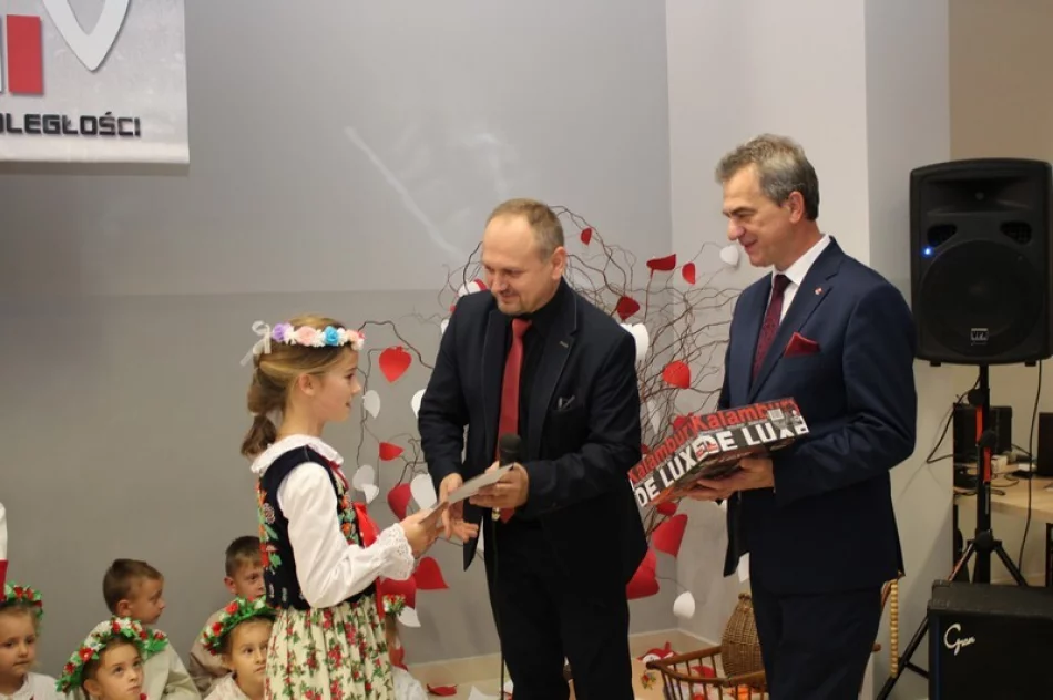 Obchody Święta Niepodległości w Pisarzowej - zdjęcie 11