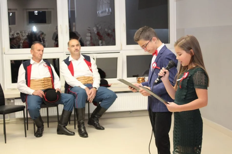 Obchody Święta Niepodległości w Pisarzowej - zdjęcie 12