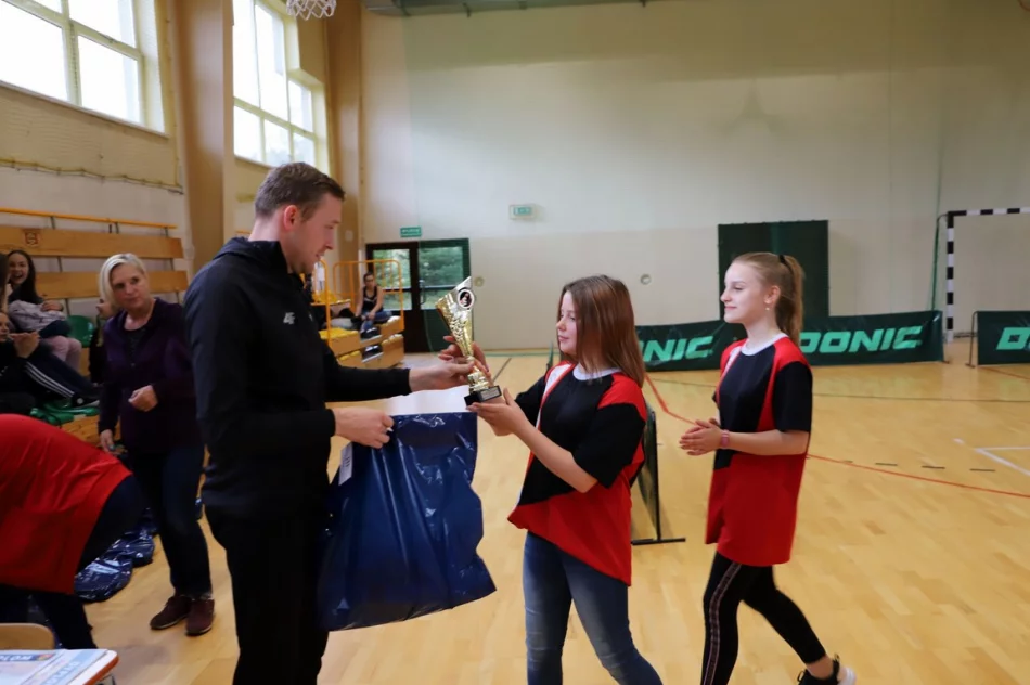 Mistrzostwa Gminy Limanowa w Tenisie Stołowym Dziewcząt i Chłopców - zdjęcie 6