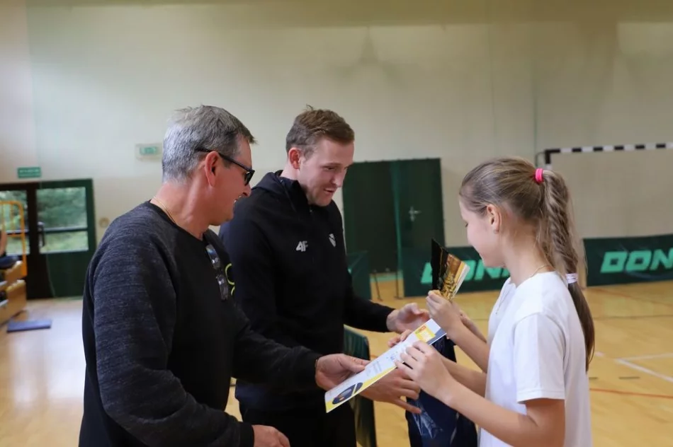 Mistrzostwa Gminy Limanowa w Tenisie Stołowym Dziewcząt i Chłopców - zdjęcie 8