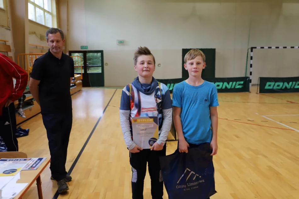 Mistrzostwa Gminy Limanowa w Tenisie Stołowym Dziewcząt i Chłopców - zdjęcie 12