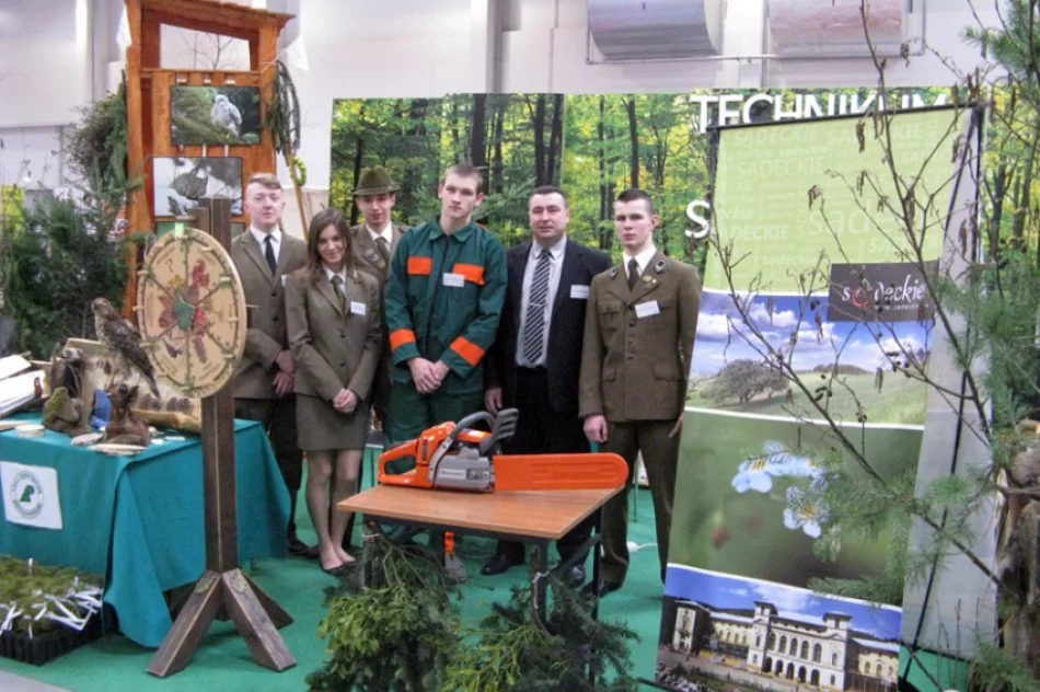 Przyszli leśnicy na festiwalu zawodów - zdjęcie 4