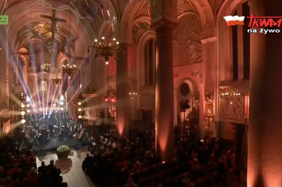 Zaśpiewali w hołdzie Ojczyźnie i Limanowskiej Pani - zdjęcie 7