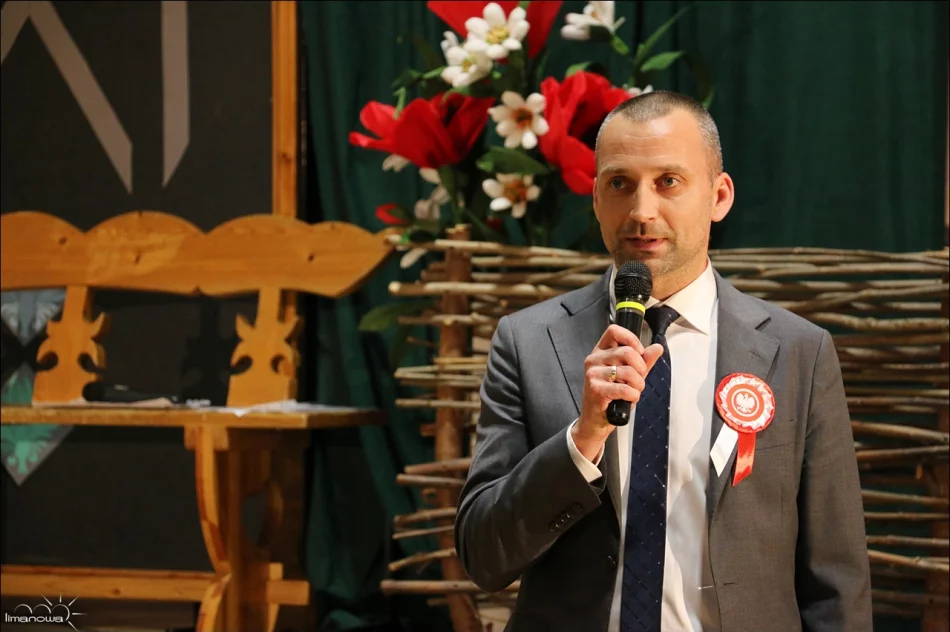 UROCZYSTA SESJA RADY MIASTA Z MIEJSKIMI ODZNACZENIAMI - zdjęcie 14