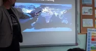 Uczniowie spotkali się z astronomem - zdjęcie 3