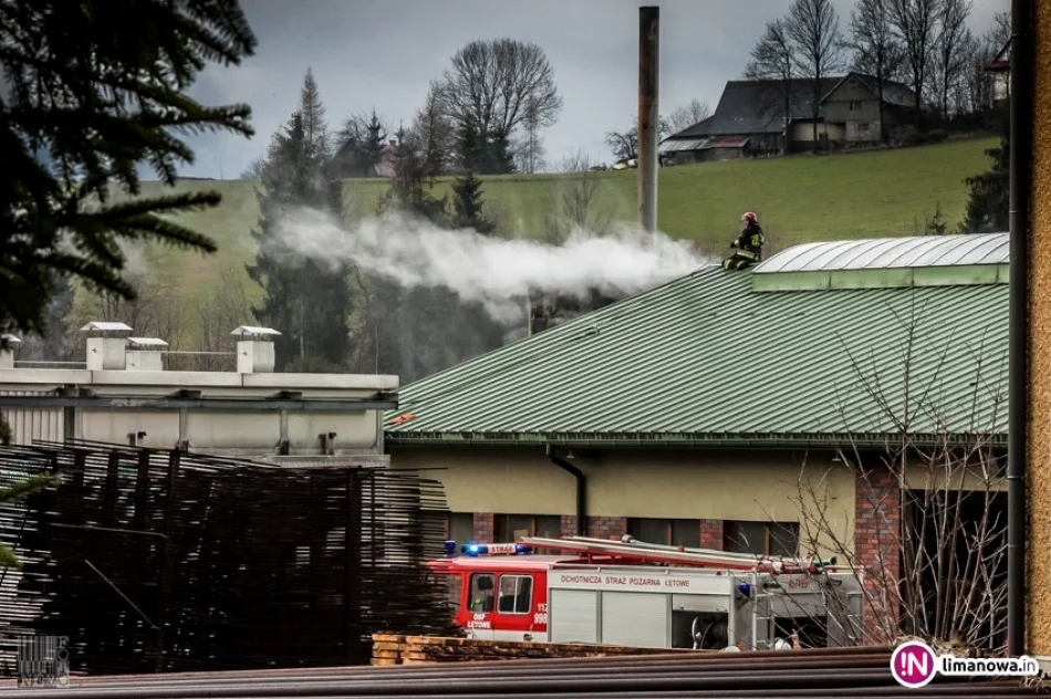 Pożar w stolarni, straty na 85 tys. zł (wideo) - zdjęcie 2
