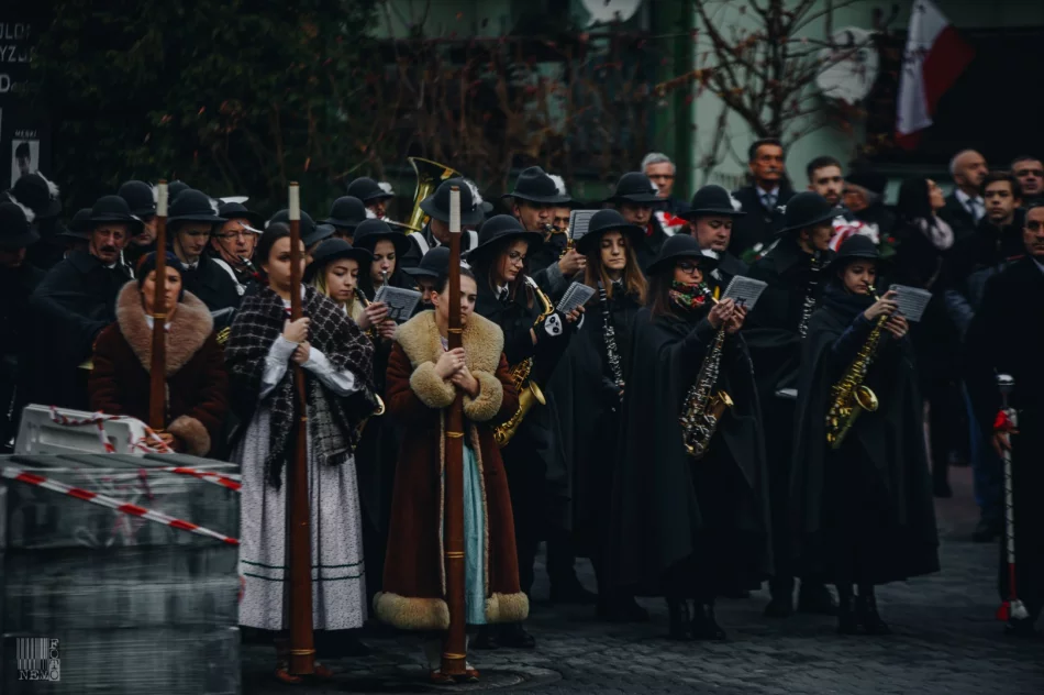 Tak Limanowa świętowała 101. rocznicę odzyskania niepodległości - zdjęcie 18