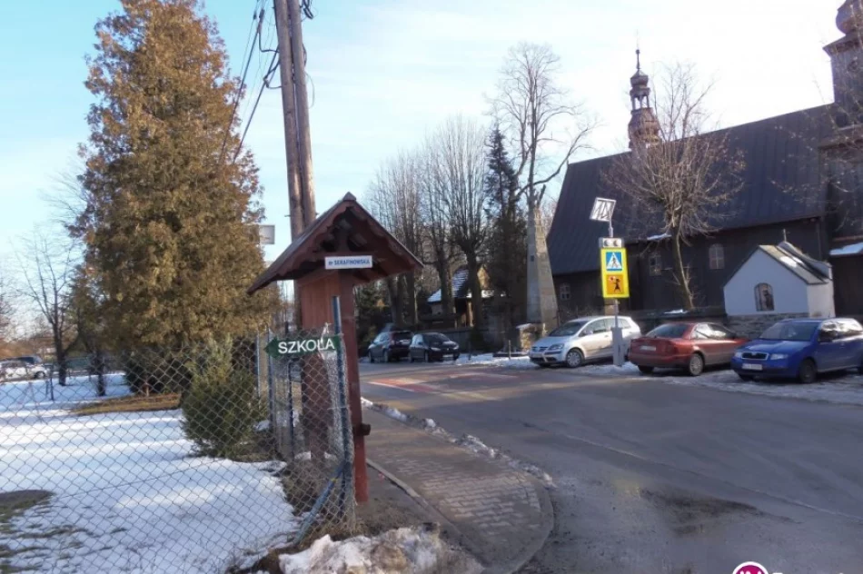 Absurdalne oznakowanie: chodzi o drogę czy doktora? - zdjęcie 3