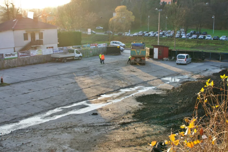 Rozpoczęła się budowa wielopoziomowego parkingu - zdjęcie 3