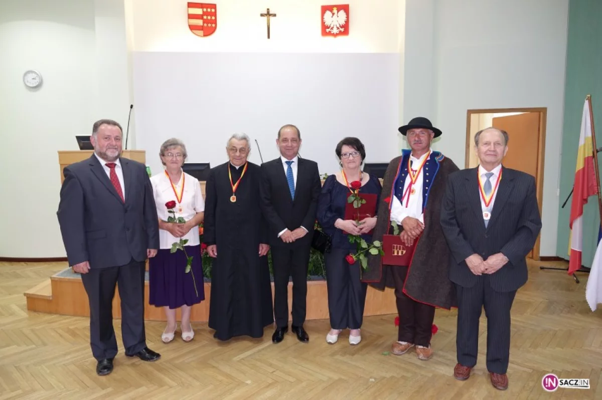 Zgłoś kandydata „Zasłużonego dla Ziemi Sądeckiej”