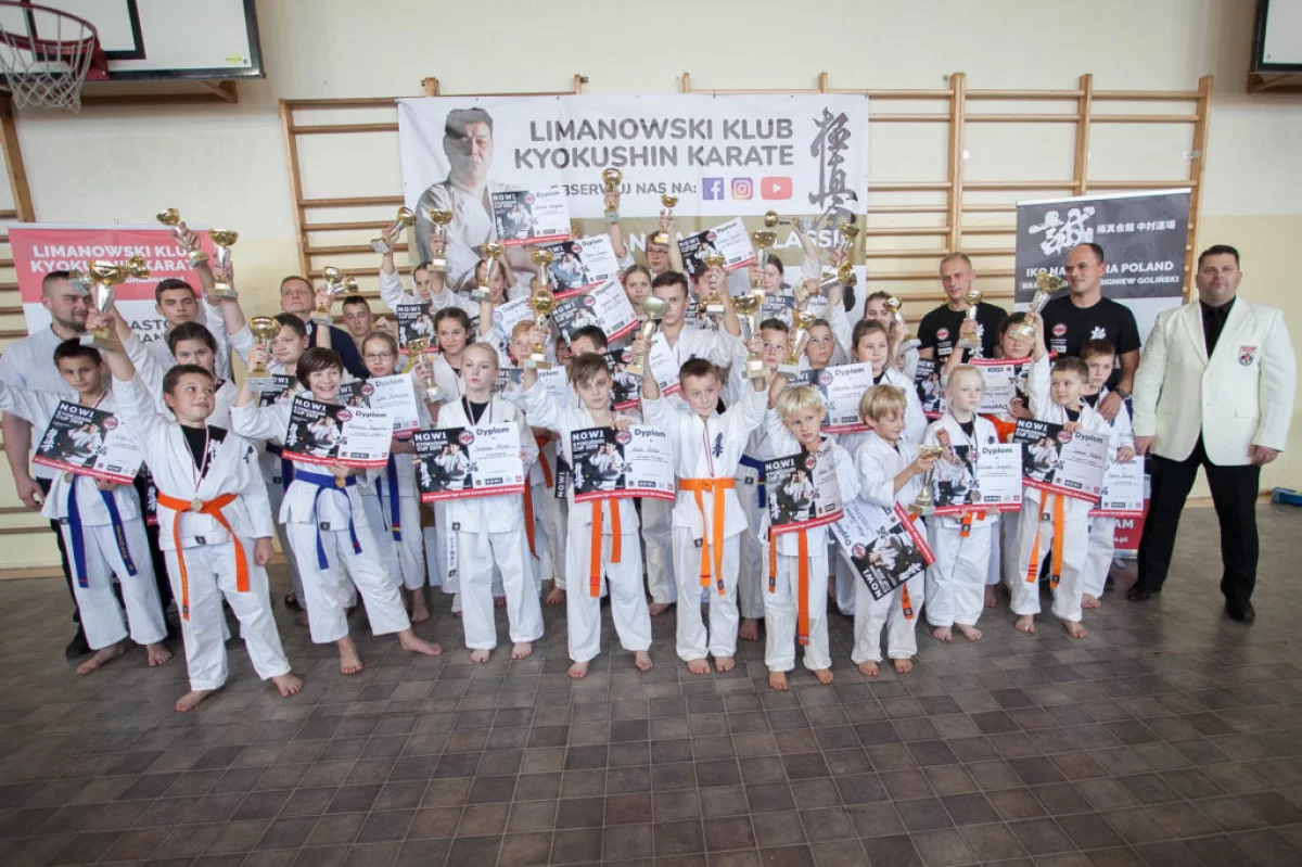 Limanowska Liga Karate z pomocą dla Justyny