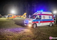 Pięciolatek wciągnięty przez paski klinowe silnika. W ciężkim stanie zabrał go LPR (wideo) - zdjęcie główne