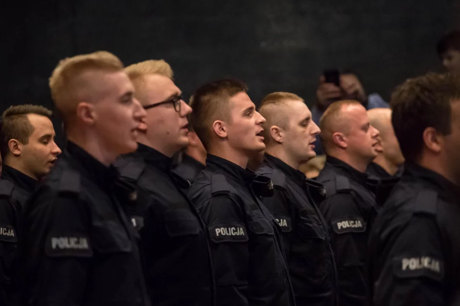 Uroczyste ślubowanie nowych funkcjonariuszy - zdjęcie 3