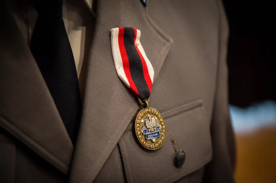 Uroczyste ślubowanie nowych funkcjonariuszy - zdjęcie 7