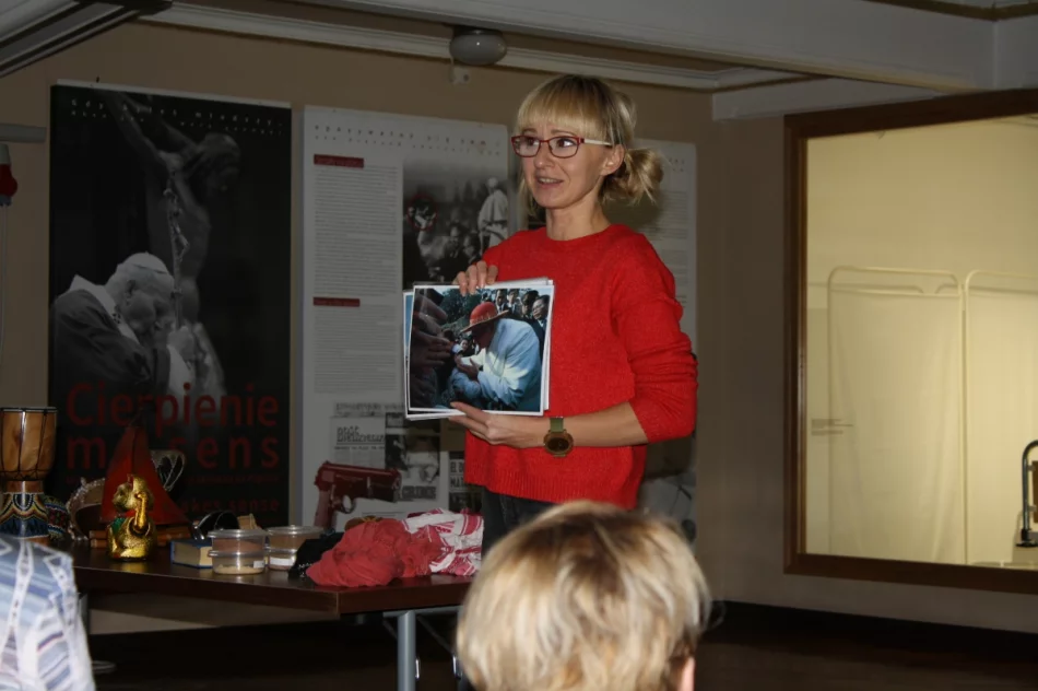 Seniorzy na wyjeździe warsztatowym w Wadowicach - zdjęcie 4