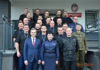 Żołnierze rezerwy na ćwiczeniach w limanowskiej komendzie policji  - zdjęcie główne