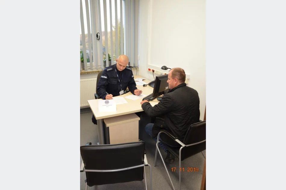 Żołnierze rezerwy na ćwiczeniach w limanowskiej komendzie policji  - zdjęcie 7