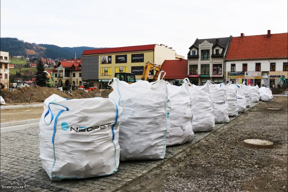 LIMANOWSKI RYNEK - WIELKI PLAC BUDOWY - zdjęcie 12