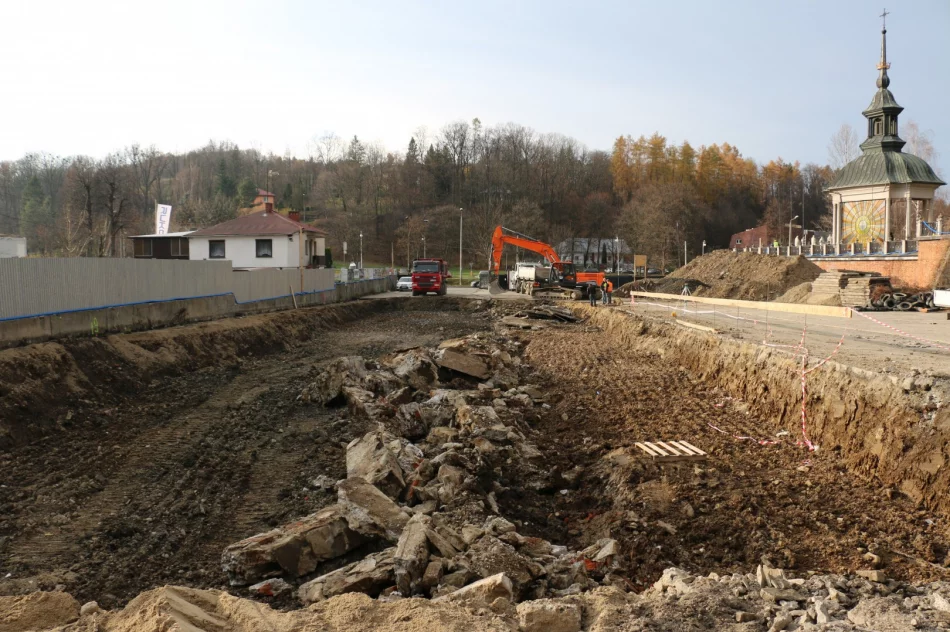 RUSZYŁA BUDOWA DWUPOZIOMOWEGO PARKINGU - zdjęcie 9