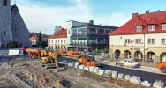 Rynek wielkim placem budowy  - pierwsza warstwa asfaltu - zdjęcie 2