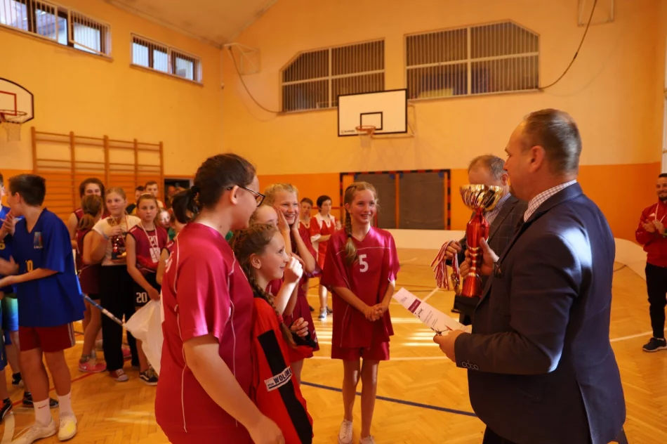 Igrzyska Dzieci w Unihokeju - zdjęcie 13