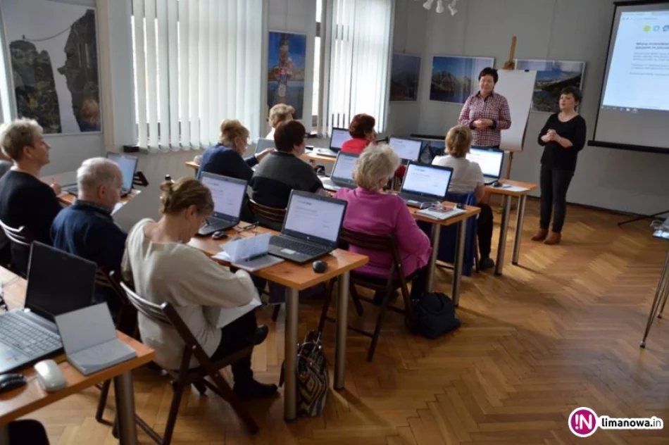 Finansowe zajęcia komputerowe dla seniorów - zdjęcie 2