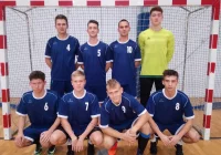 Ekonom wskoczył na pozycję lidera - zdjęcie główne