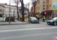 Osobówka zderzyła się z busem - zdjęcie główne