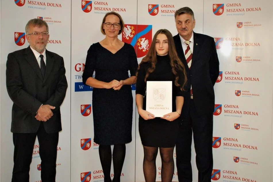 Najzdolniejsi uczniowie otrzymali stypendia - zdjęcie 5