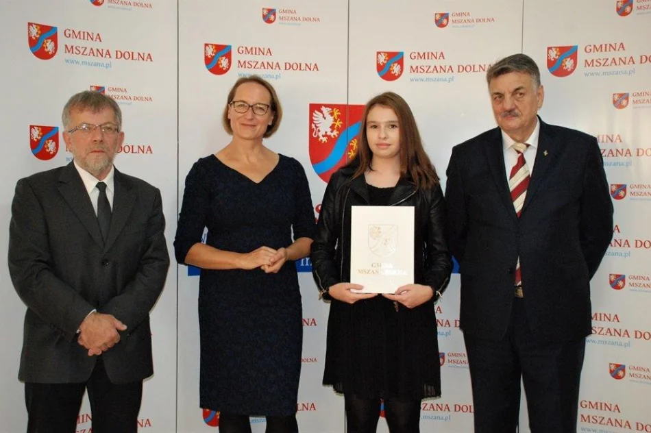 Najzdolniejsi uczniowie otrzymali stypendia - zdjęcie 7