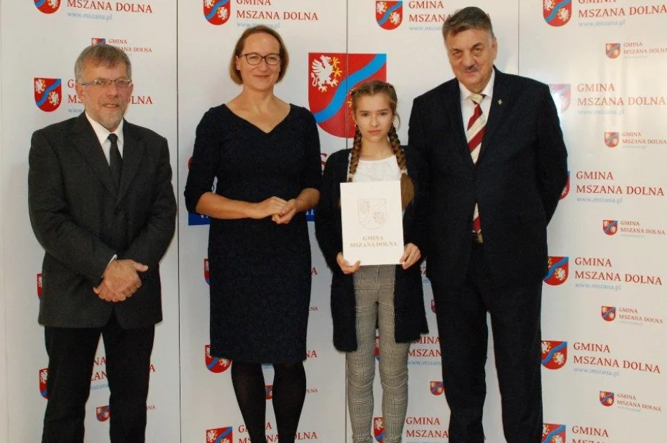 Najzdolniejsi uczniowie otrzymali stypendia - zdjęcie 11