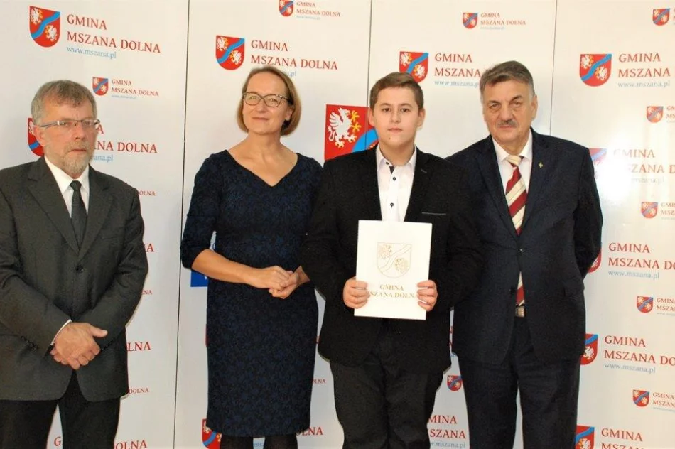 Najzdolniejsi uczniowie otrzymali stypendia - zdjęcie 14