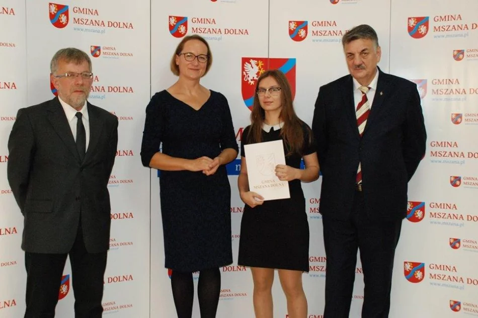 Najzdolniejsi uczniowie otrzymali stypendia - zdjęcie 18