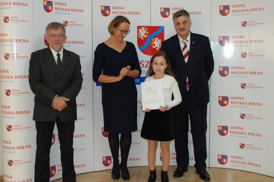 Najzdolniejsi uczniowie otrzymali stypendia - zdjęcie 19