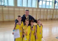 Koszykarskie wicemistrzostwo województwa dla SP nr 2 w Limanowej - zdjęcie główne